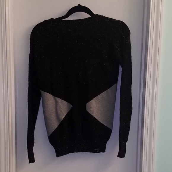 Sweater - Picture 2 of 2